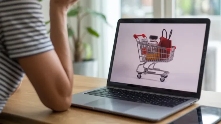 Kaip išvengti impulsyvių pirkimų internete?